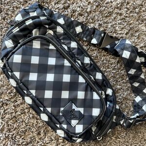 NWOT Lug Hitch Belt Bag